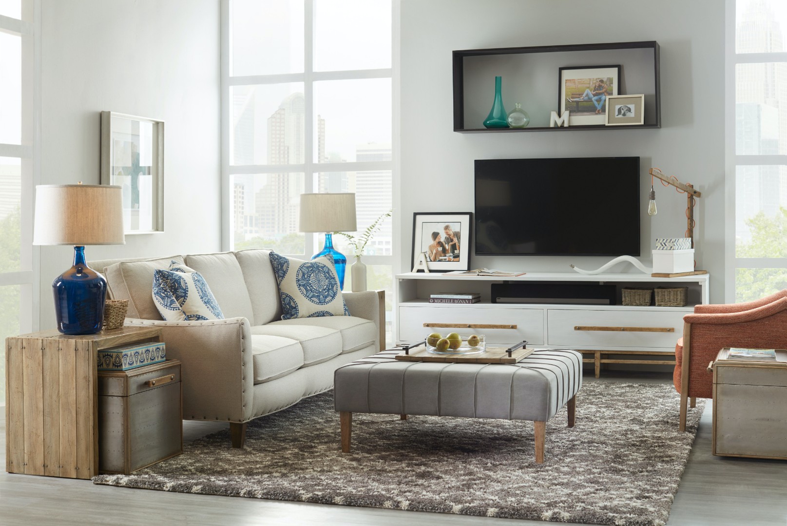 Тумба ТВ Urban Elevation Low Entertainment Console