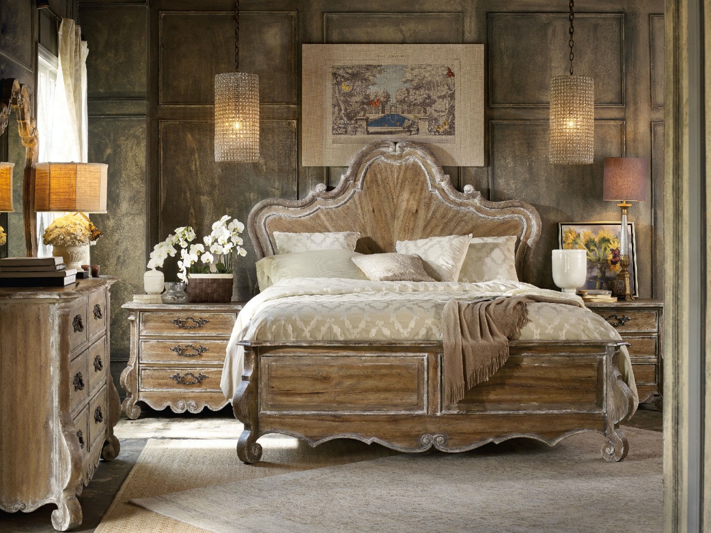 Кровать Chatelet California King Wood Panel Bed