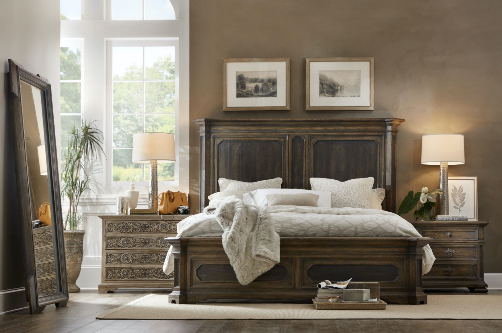 Кровать Hill Country Woodcreek Queen Mansion Bed