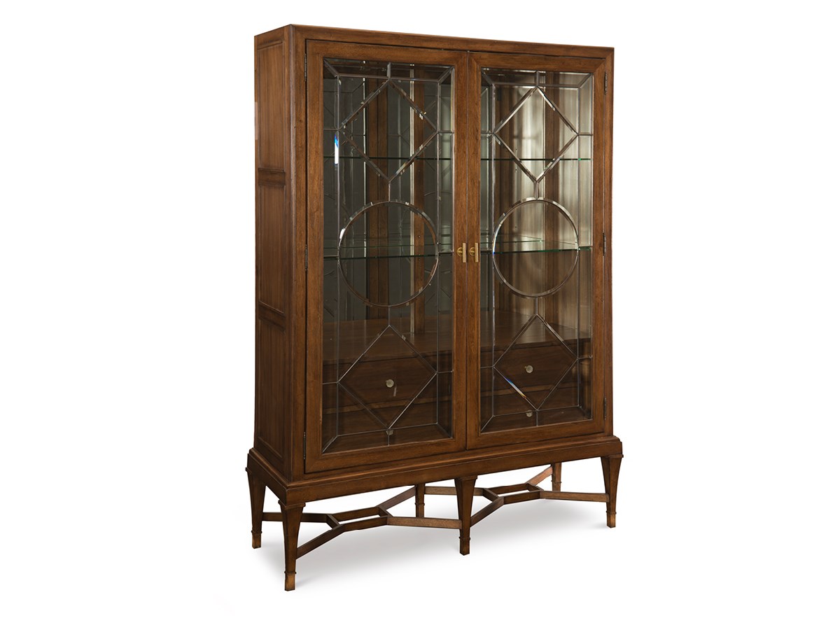 Витрина QUINTESSENCE ANGOLO LEADED GLASS CABINET орех