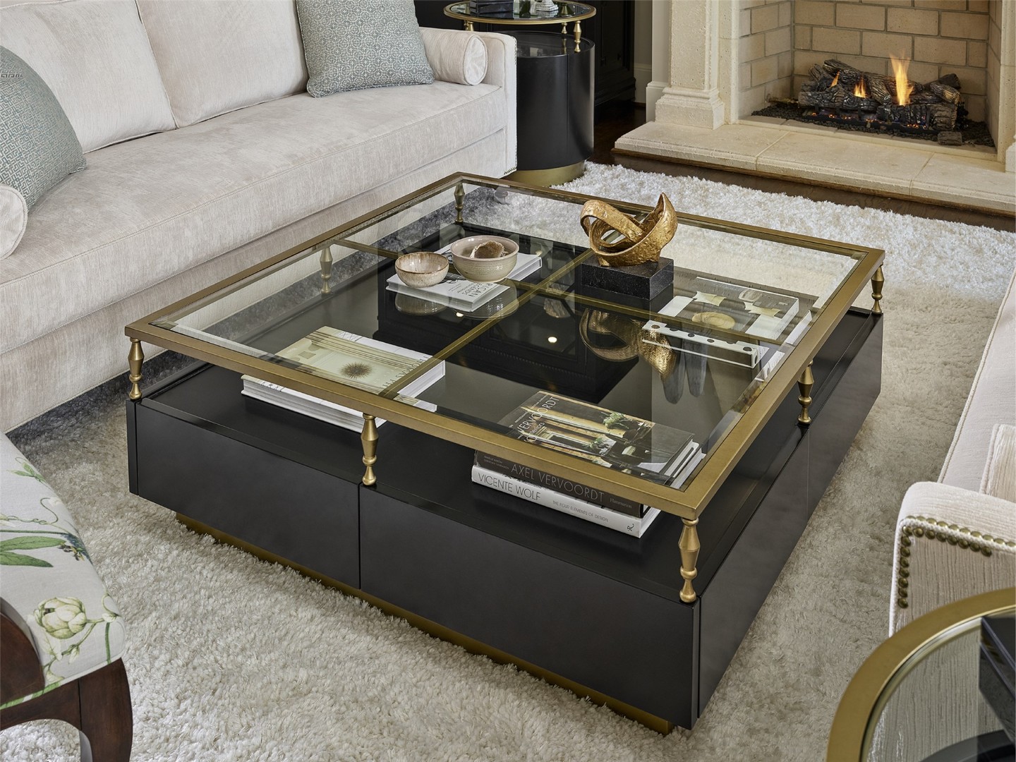 Столик коктейльный QUINTESSENCE BERKSHIRE 4 DRAWER COCKTAIL TABLE