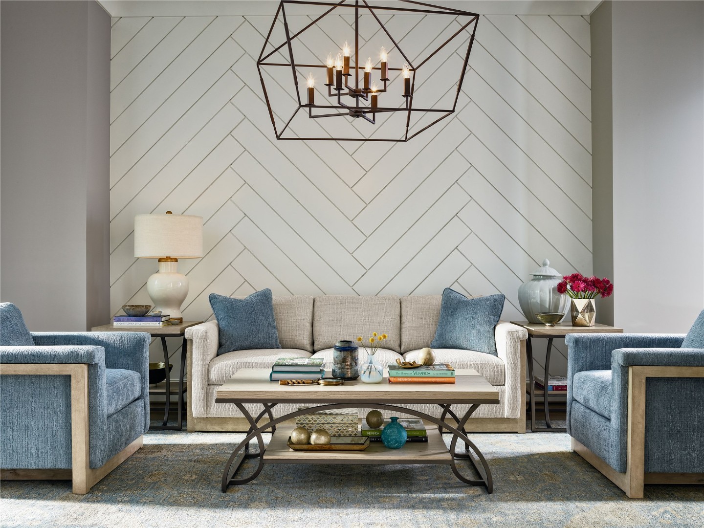 Столик коктейльный SERENITY PETRA COCKTAIL TABLE