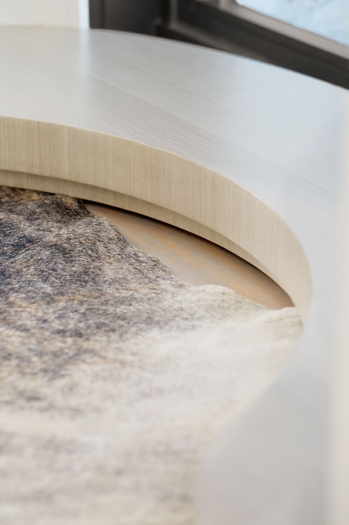 Банкетка (бенч) Axiom Bench