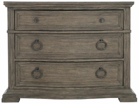 Комод Canyon Ridge Bachelor's Chest