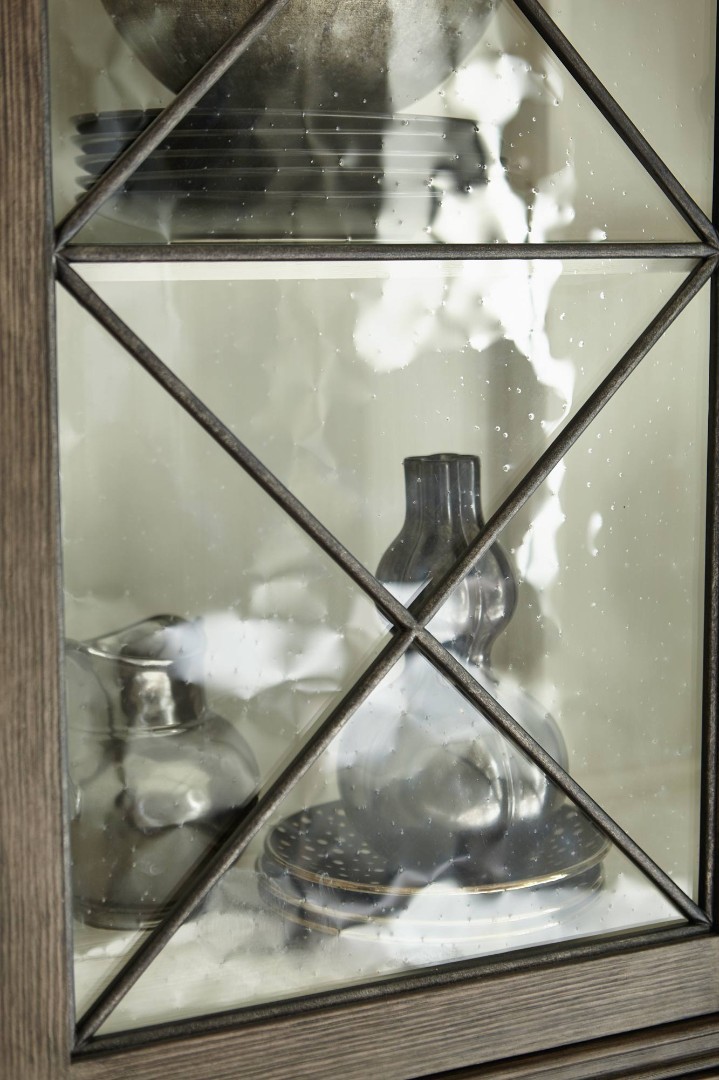 Витрина Canyon Ridge China Deck and Base