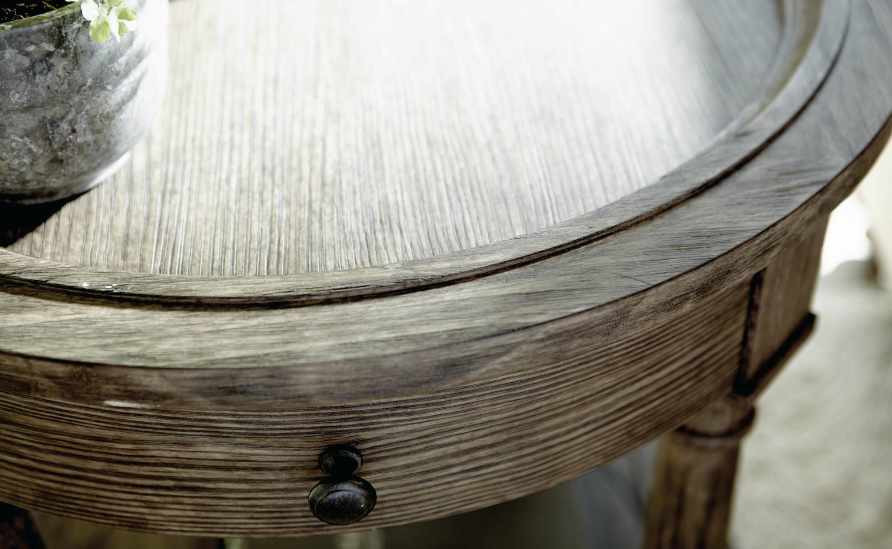 Стол придиванный Canyon Ridge Round Side Table