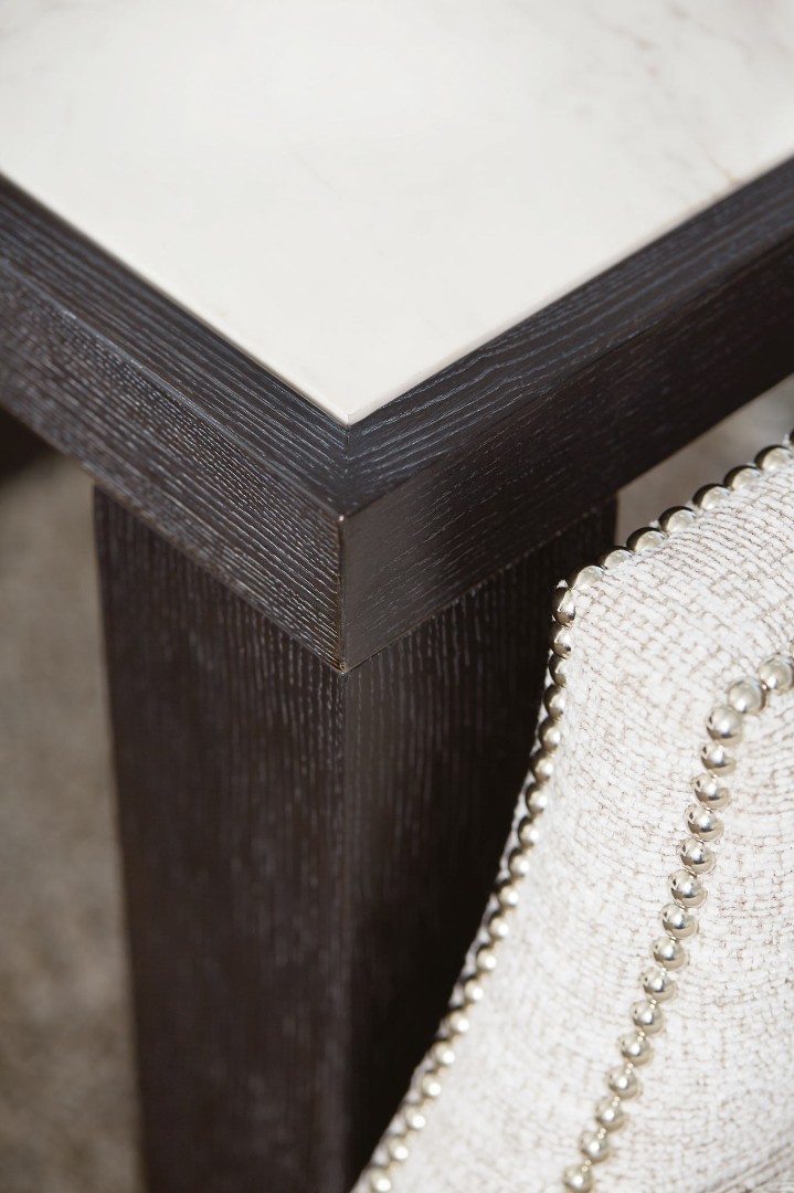 Столик придиванный Decorage End Table